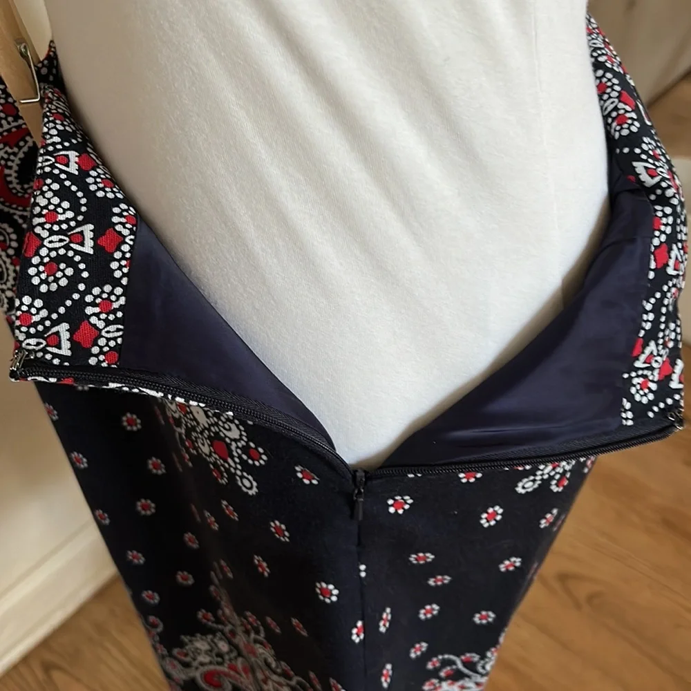 Talbots red, white and navy blue print pencil skirt. Paisley. - Picture 6 of 9